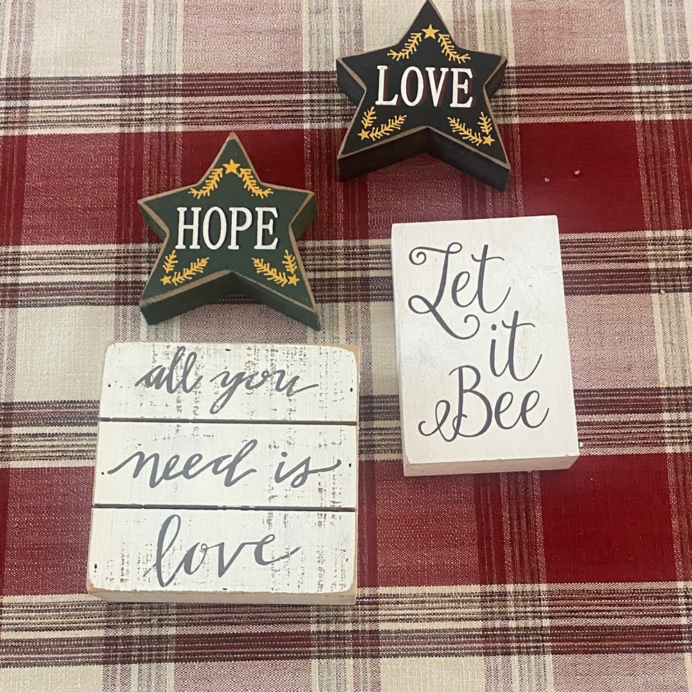 Decorative Wooden Signs Set